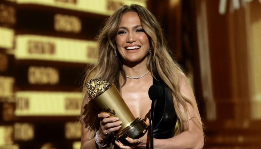 Үкімет отырысында елге Дженнифер Лопестің келуі талқыланды