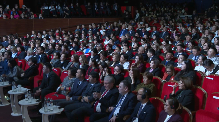 Международный форум педагогов проходит в Астане