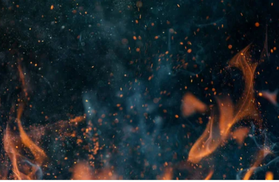 11 человек спасли из пожара в Алматы