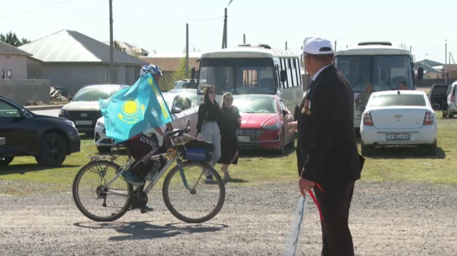 Велопробег в честь Рахимжана Кошкарбаева прошел в Акмолинской области