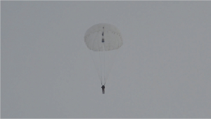 Десантники выполнили прыжки с парашютом в Талдыкоргане