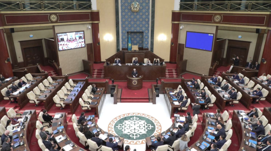 Курултай усилит работу с регионами через маслихаты