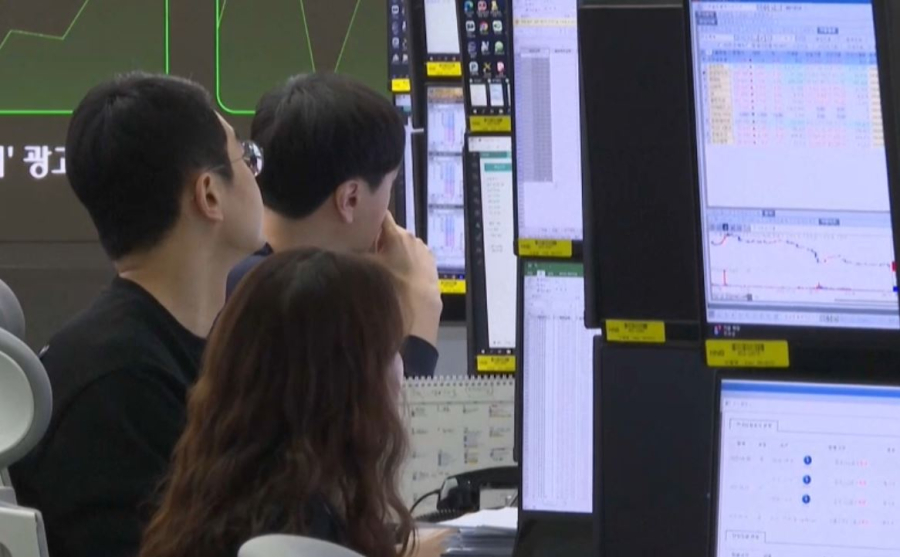 Азиатские фондовые рынки открылись небольшим ростом