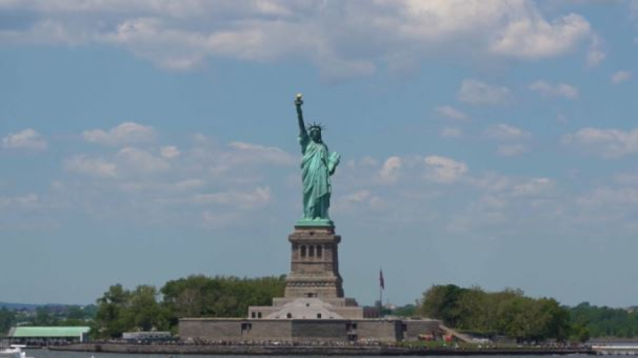 Хакеры грозят раскрыть письма окружения Трампа