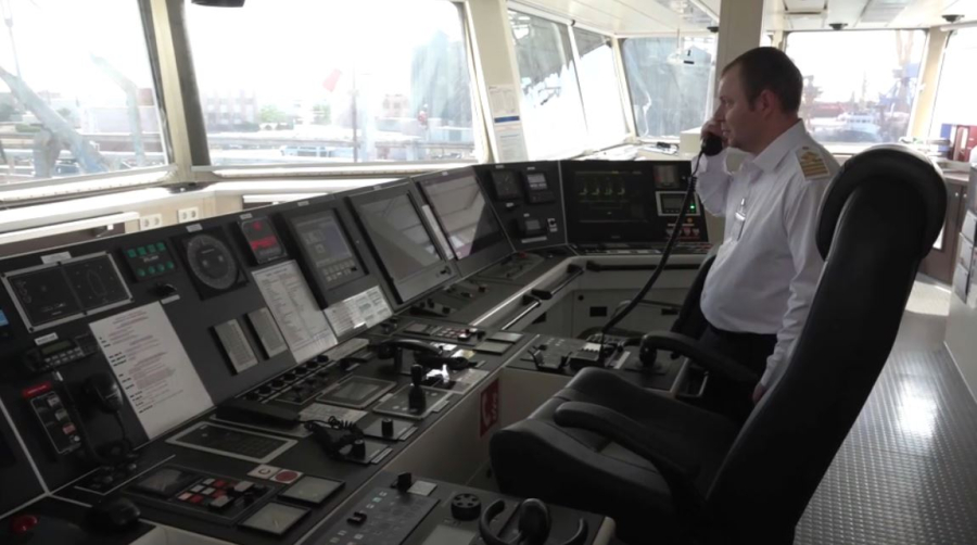 Моряки отмечают профессиональный праздник