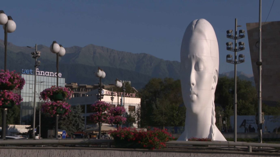 Новый музей искусств Алматы представил публике первый экспонат