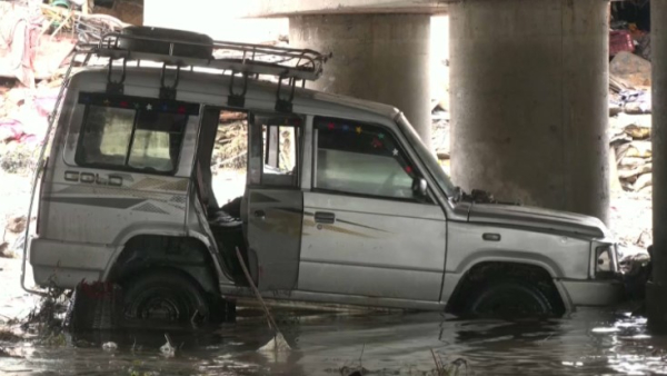 Индонезияда лай көшкінінен 21 адам қаза тапты