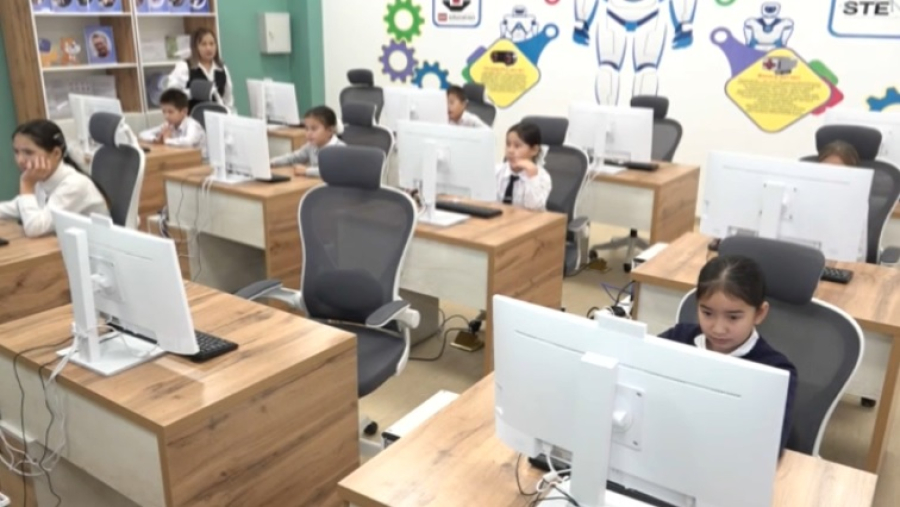 «Келешек мектептері»: пресс-тур в одну из школ