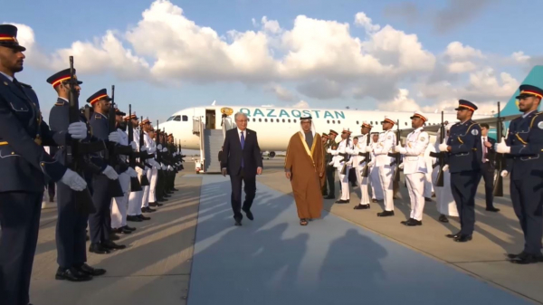 Касым-Жомарт Токаев прибыл с рабочим визитом в ОАЭ