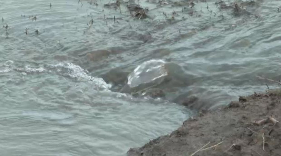 Строительство обводного канала завершают в селе Коянды Акмолинской области