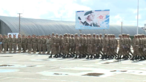 Свыше 700 парней призвали в армию из Атырауской области