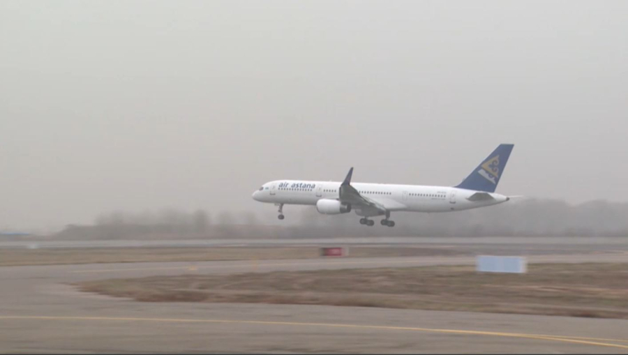 Алматыдан Астанаға бет алған жолаушылар ұшағы шұғыл түрде қайта қонды