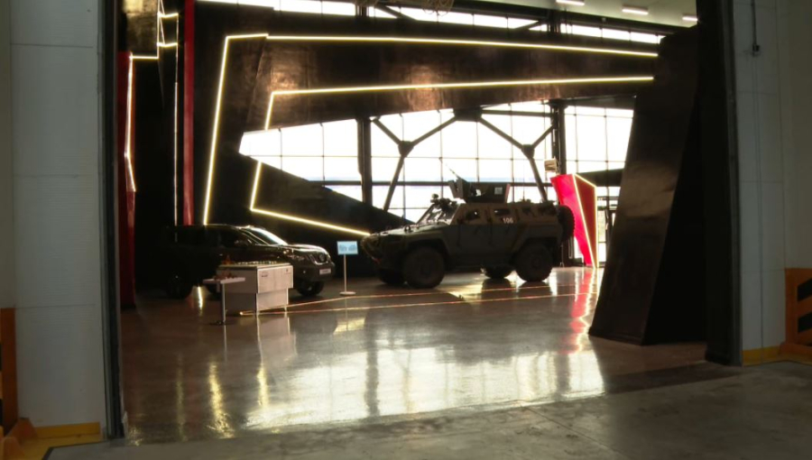 Депутаты посетили завод бронетехники