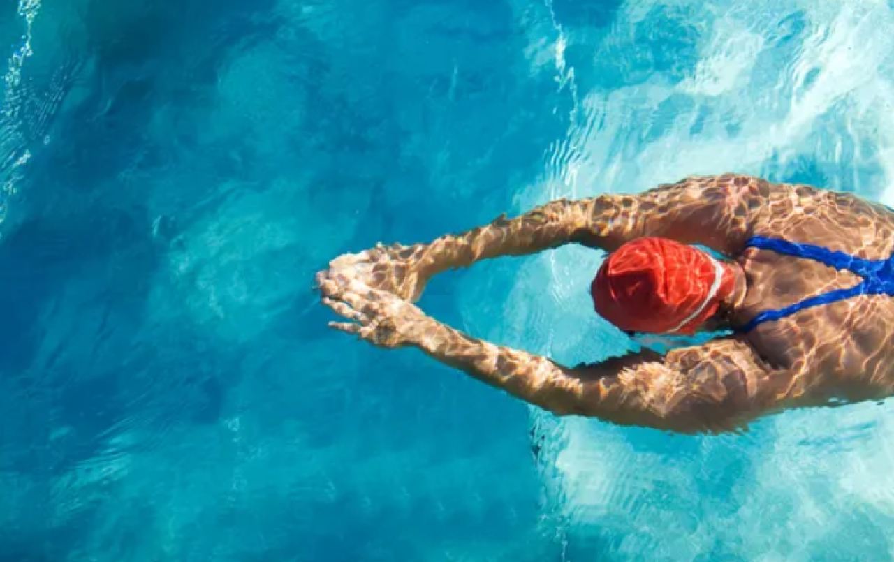 Казахстанские пловцы установили рекорд страны на ЧА в Индии
