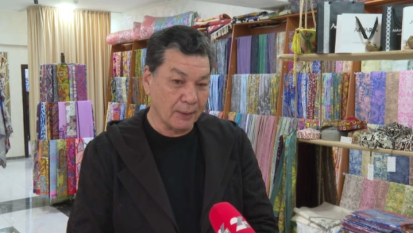 Известный казахстанский дизайнер готовит новую коллекцию одежды