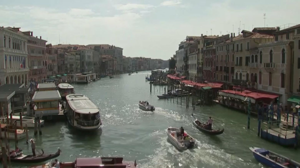 Венецияға келетін туристер саны шектеледі