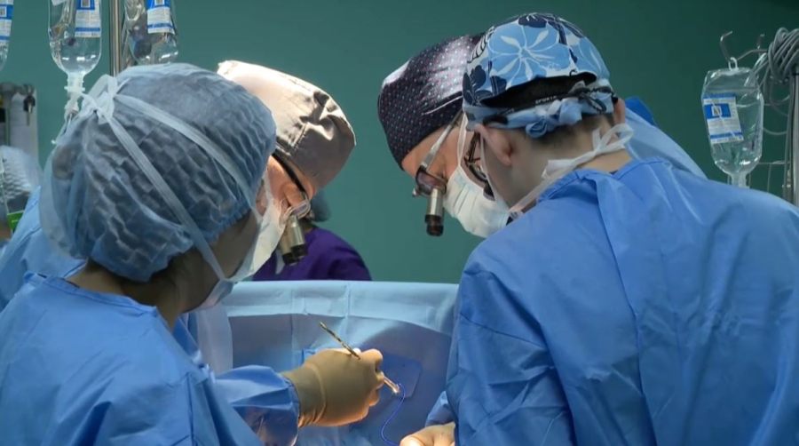 Пересадку сердца провели в НИИ кардиологии Алматы