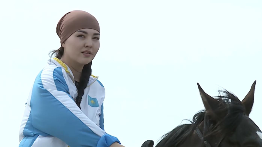 Ордабасы ауданында жүйрік баптап, көкпар шабатын бойжеткен тұрады