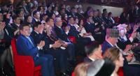 Глава государства посетил концерт, посвященный творчеству Шамши Калдаякова