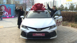 Toyota Camry от Forte выиграл многодетный алматинец