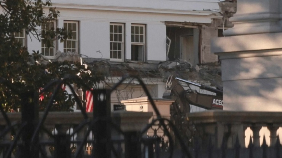 Часть Белого дома сносят в Вашингтоне