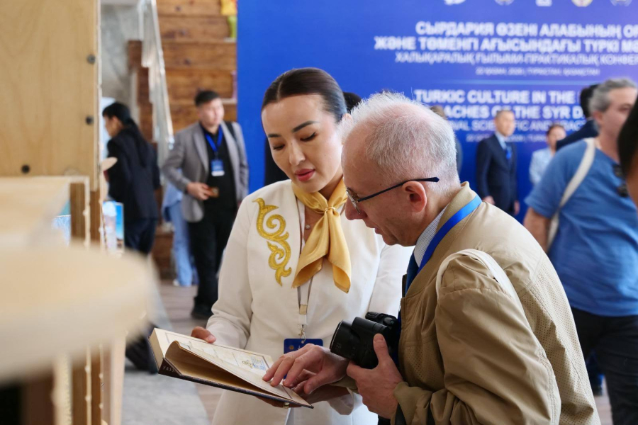Түркістанда Қожа Ахмет Ясауи мұрасына арналған кітап көрмесі өтті
