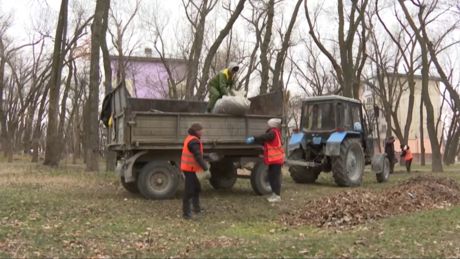 Тараздағы каналдар қоқысқа толған