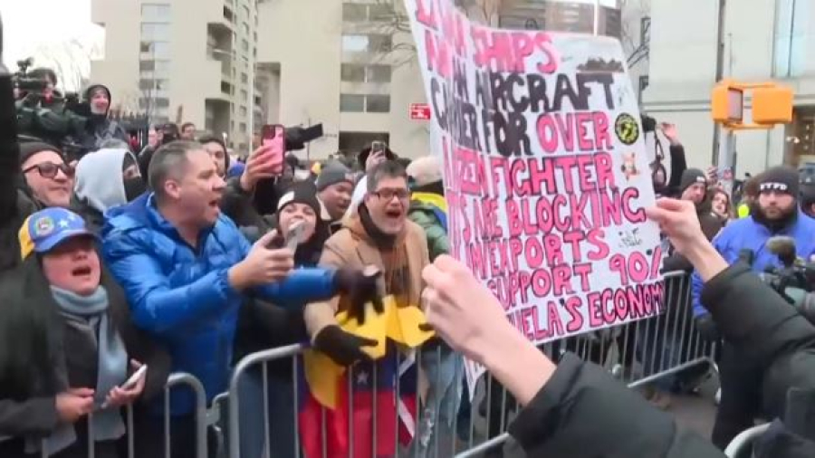 США — Венесуэла: право силы или сила права