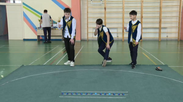 Асық ату: ермек пе, ем бе?