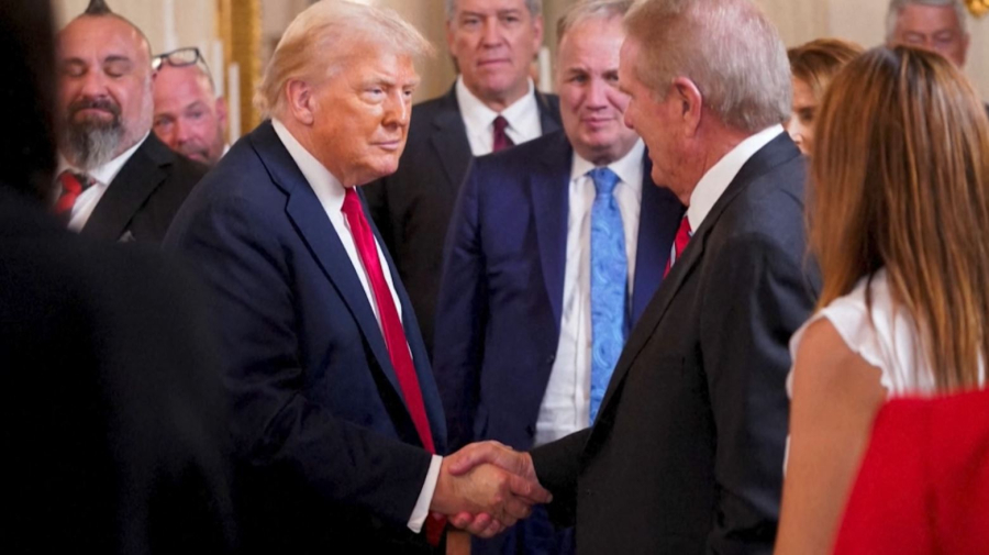 Дональд Трамптың денсаулығы сыр берді