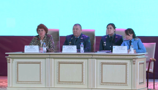 Шығысқазақстандық полицейлер киберқауіпсіздіктің қыр-сырын үйретіп жүр