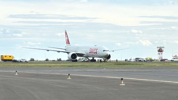 Аэропорт столицы закрыли на два часа после экстренной посадки самолёта