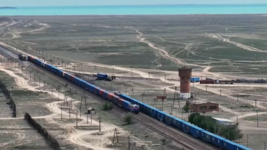 Казахстан и Китай расширяют транспортные связи