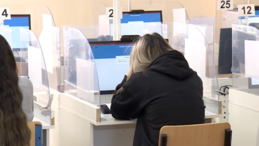 187 тысяч человек готовы сдать ЕНТ в январе