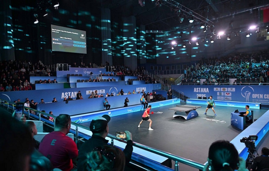 Токаев побеседовал с мировыми звездами настольного тенниса