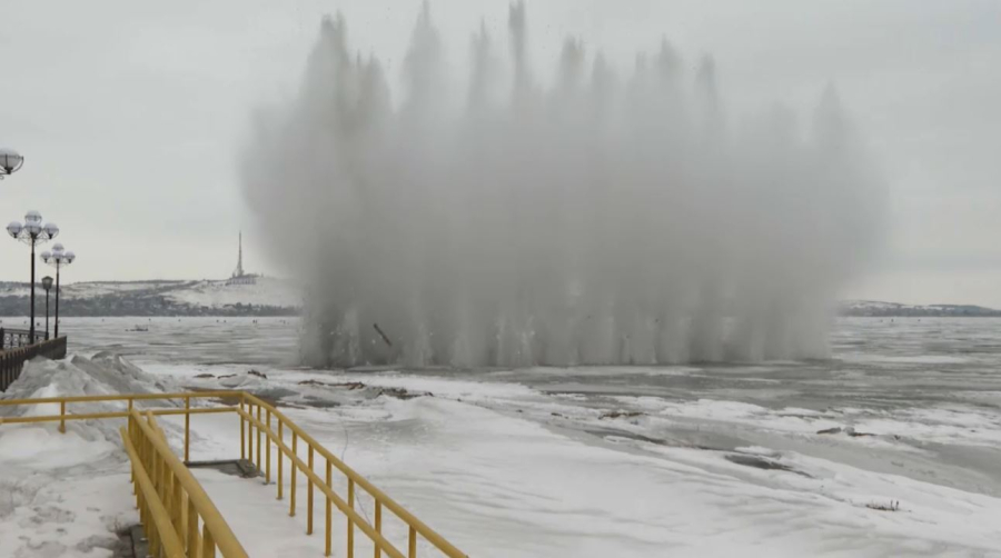 На реках Акмолинской области взрывают лед