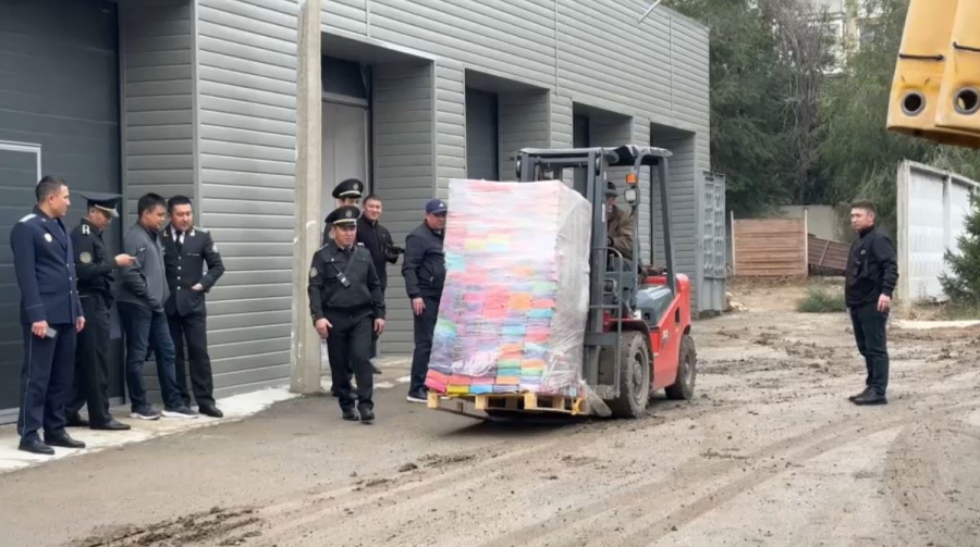 Қостанайда ірі көлемде электронды темекі тәркіленді