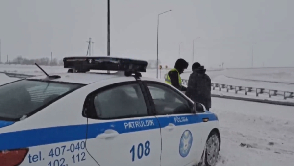 Во власти бурана: 70 человек спасли в Туркестанской области