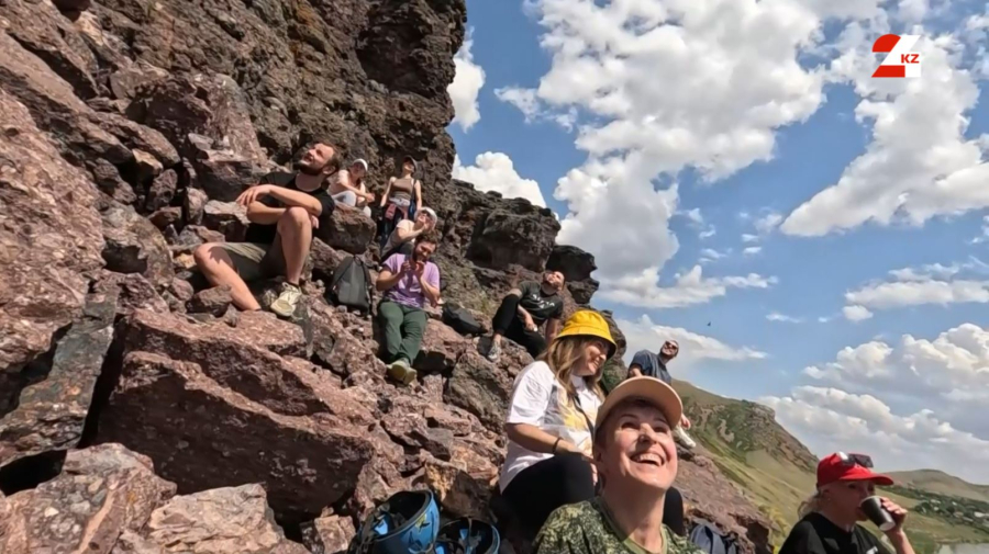 Қарағанды облысы: шыңдар, жартастар және Дархан дала аңыздары