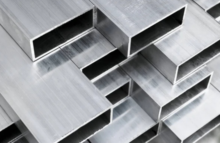 Контрабанда стратегического сырья: изъяты сотни тонн свинца и алюминия