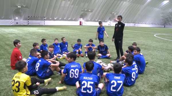 Тренеры футбольной академии в Актобе просят повышения зарплаты