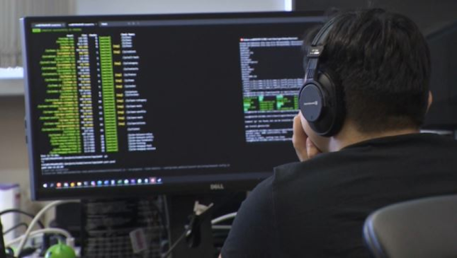 Казахстанцев обучат работе с ИИ