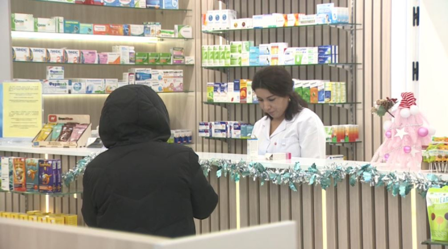 Больше 4 тысяч бесплатных лекарств оказались в продаже в аптеках