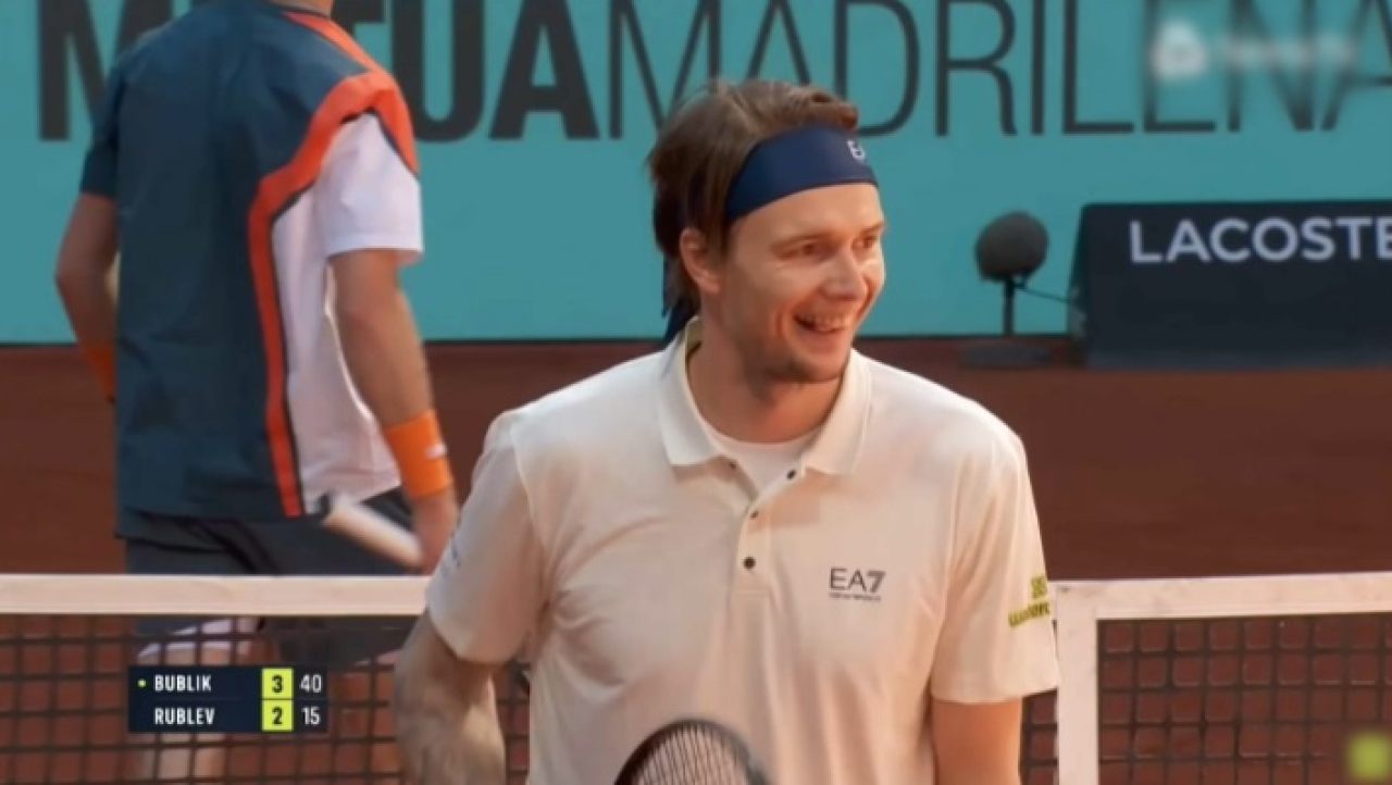 Казахстанец преподнес теннисному миру сенсацию на «Мастерсе»