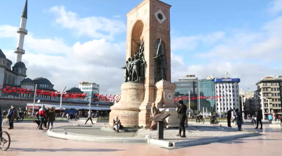 Түркия балаларға әлеуметтік желіні шектейді