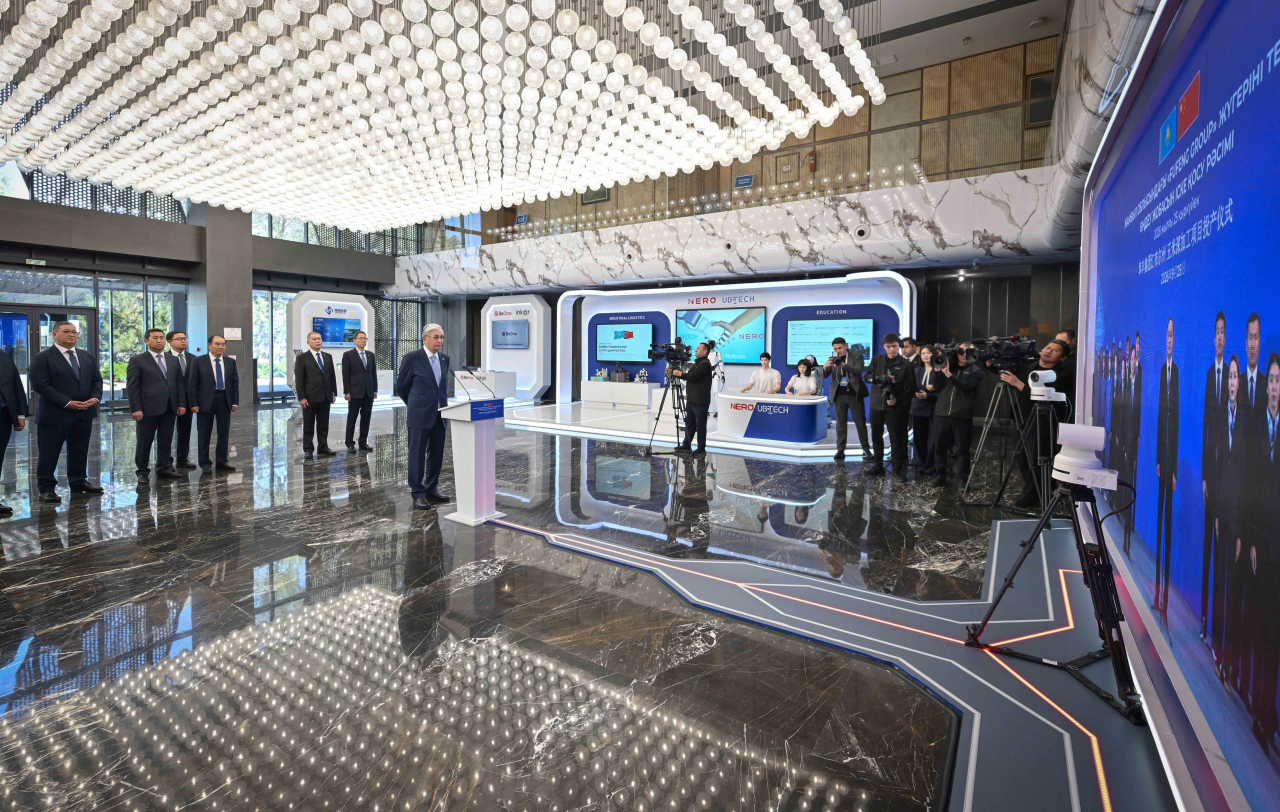 Мемлекет басшысы Жамбыл облысындағы жүгері өңдеу зауытын іске қосу рәсіміне қатысты
