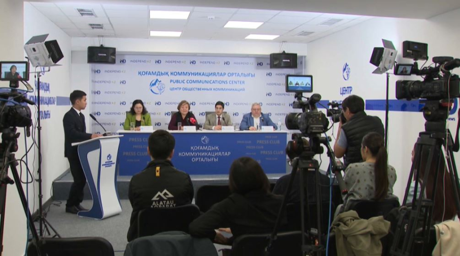 Цены на лекарства проверили в аптеках Алматы