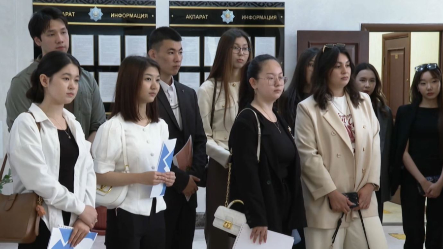 В прокуратуре Астаны прошёл День открытых дверей