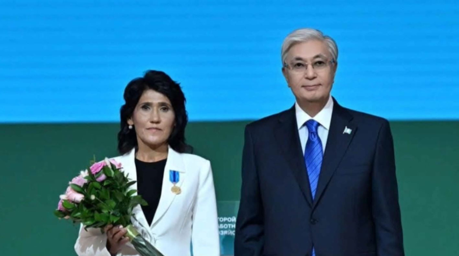 Госнаграда за добросовестный труд: история доярки из Туркестанской области