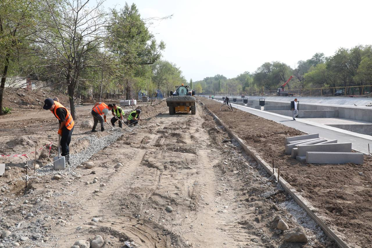 Вдоль реки Большая Алматинка реконструируют набережные